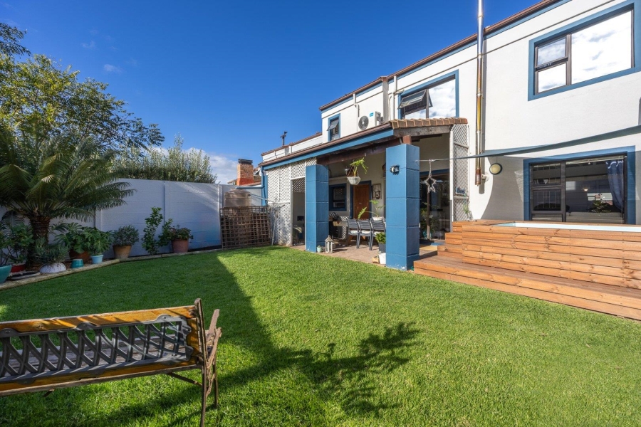 3 Bedroom Property for Sale in Uitzicht Western Cape